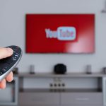 YouTube, Bağlantılı TV’de Öne Çıkıyor: Yeni Kanal Sayfaları ile İçerik Oluşturuculara Destek