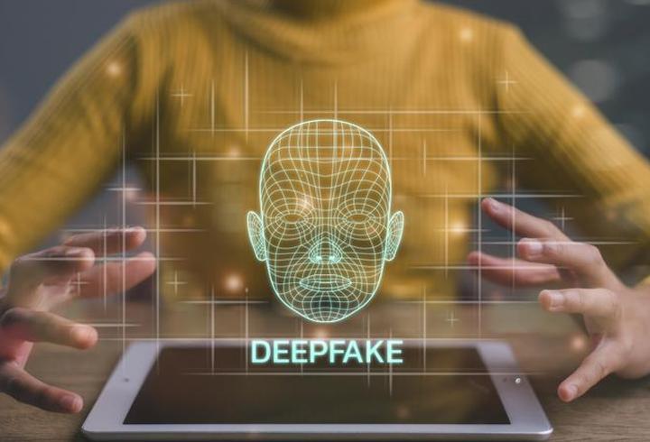 İngiltere’den yeni karar: Deepfake’le müstehcen içerik üretimi suç sayılacak