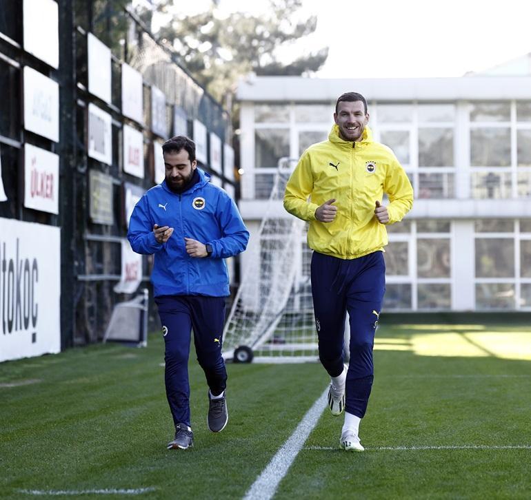 Fenerbahçede Dzeko detayı İsmail Kartalın değişiklikleri sonucu...