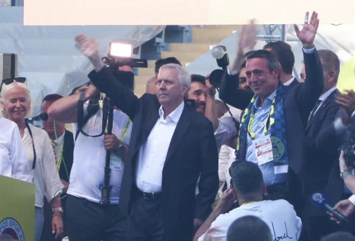 SON DAKİKA! İlk sonuçlar geldi! Aziz Yıldırım, Ali Koç’u tebrik etti