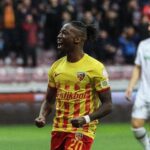 Kayserispor, iç transferde imzayı attı