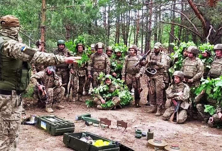 Mahkumları orduya alıyorlar! Ukrayna’nın hamlesi işe yarayacak mı?