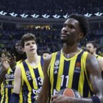 Fenerbahçe Beko’nun MVP’si Nigel Hayes-Davis’in sözleşmesi uzatıldı!