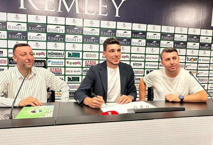 Sakaryaspor, Salih Dursun’u transfer etti