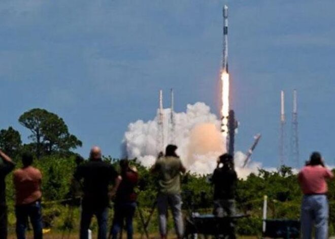 Space X’in Falcon9 roketi uzayda infilak etti