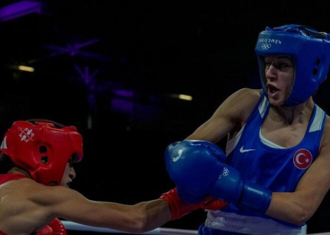 Fenerbahçeli millî boksörümüz Hatice Akbaş, çeyrek finalde