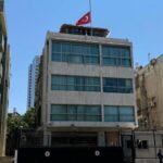 Türkiye’nin Tel Aviv Büyükelçiliği ve Kudüs Başkonsolosluğunda bayraklar yarıya indirildi